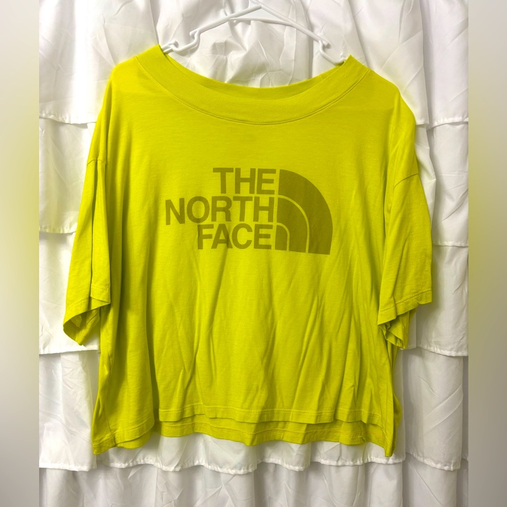 The North Face cropped shirt